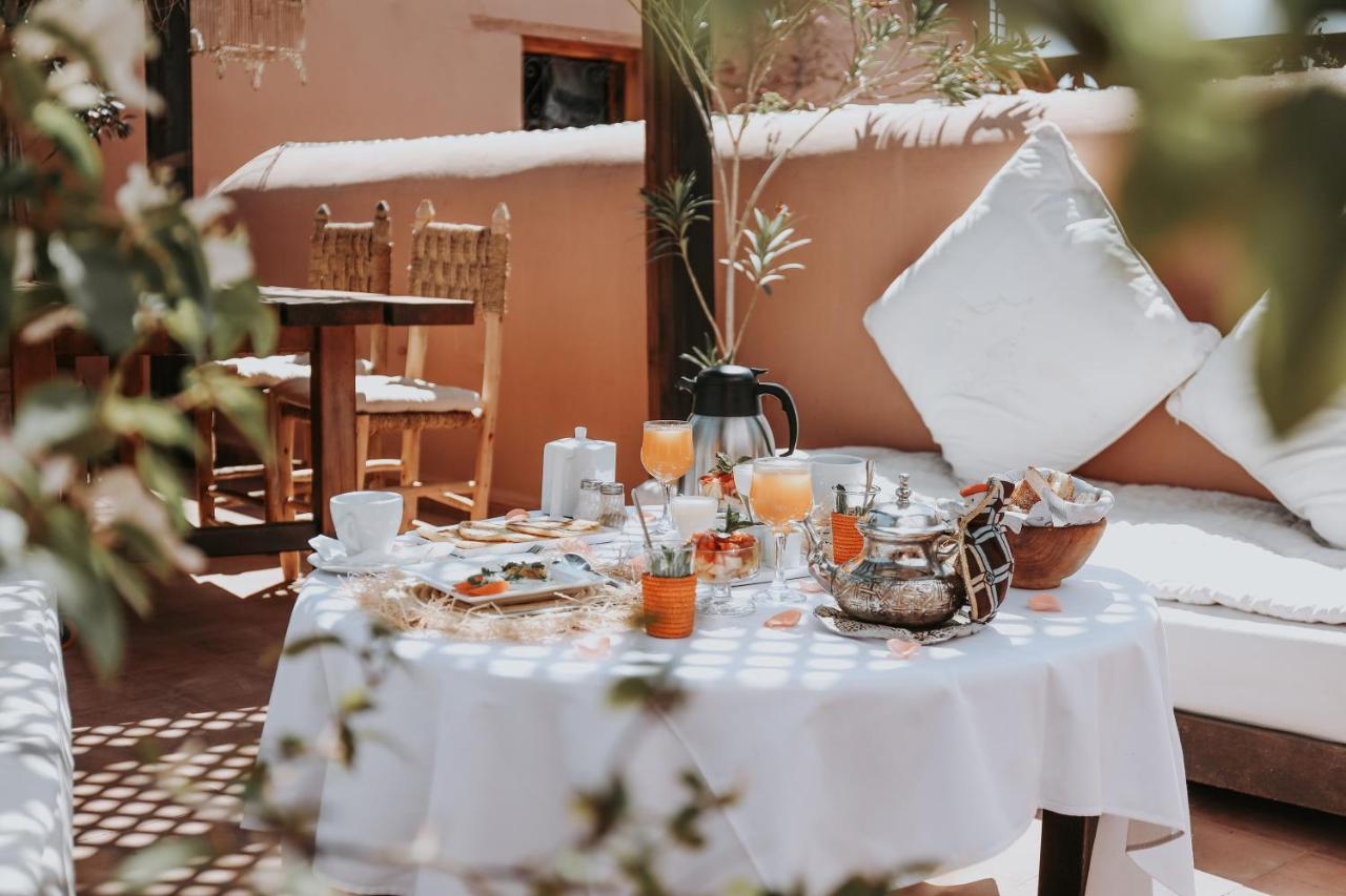 Dar Nour El Houda Hotel Marrakesh Bagian luar foto